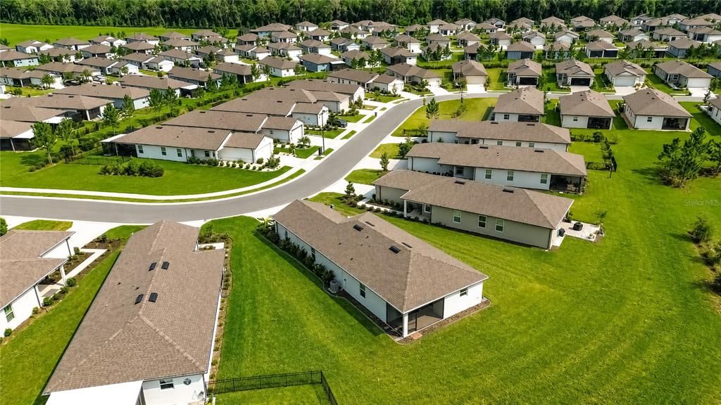 На продажу: $333,900 (2 спален, 2 ванн, 1433 Квадратных фут)