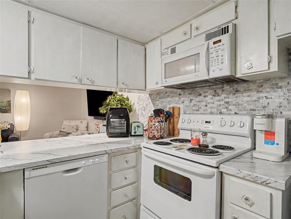 En Venta: $170,000 (3 camas, 2 baños, 1408 Pies cuadrados)