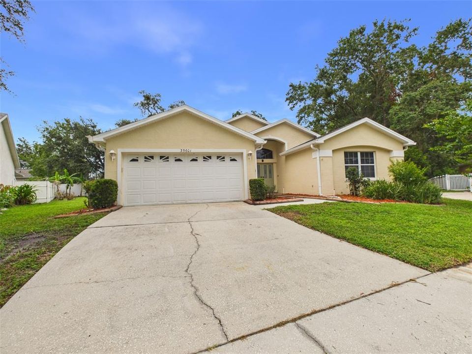 En Venta: $342,900 (3 camas, 2 baños, 1721 Pies cuadrados)
