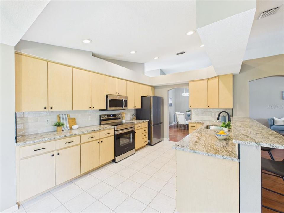 En Venta: $342,900 (3 camas, 2 baños, 1721 Pies cuadrados)