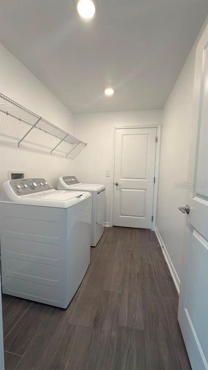 В аренду: $2,100 (3 спален, 2 ванн, 1555 Квадратных фут)