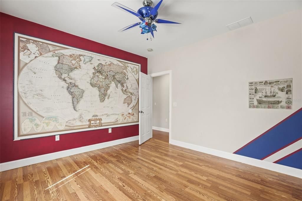 В аренду: $5,900 (6 спален, 3 ванн, 4463 Квадратных фут)