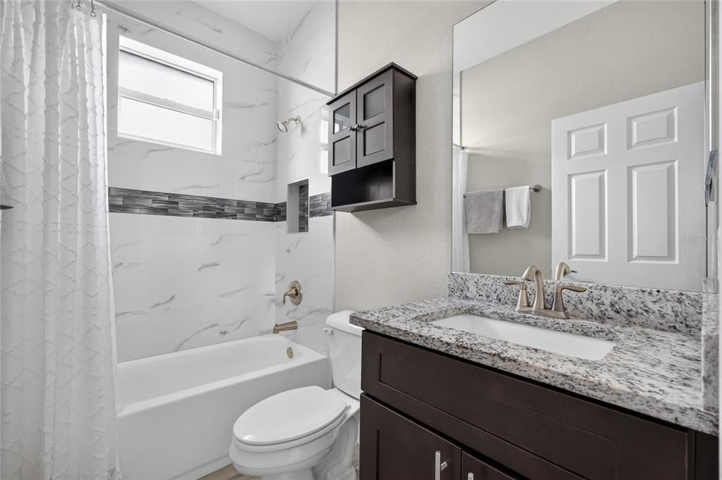For Sale: $425,000 (3 beds, 2 baths, 1653 Square Feet)