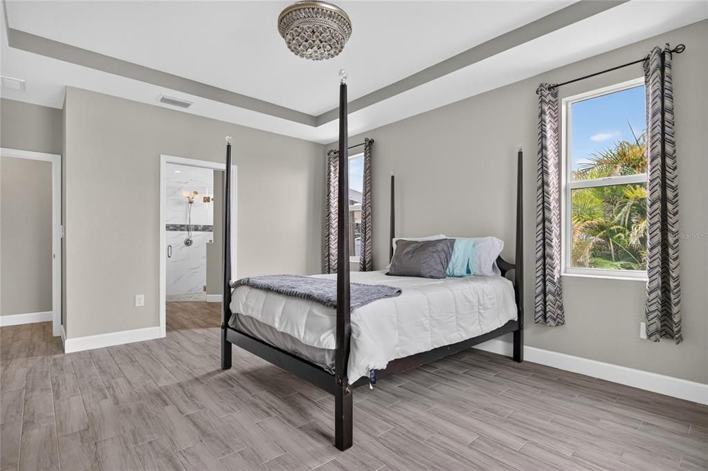 For Sale: $425,000 (3 beds, 2 baths, 1653 Square Feet)