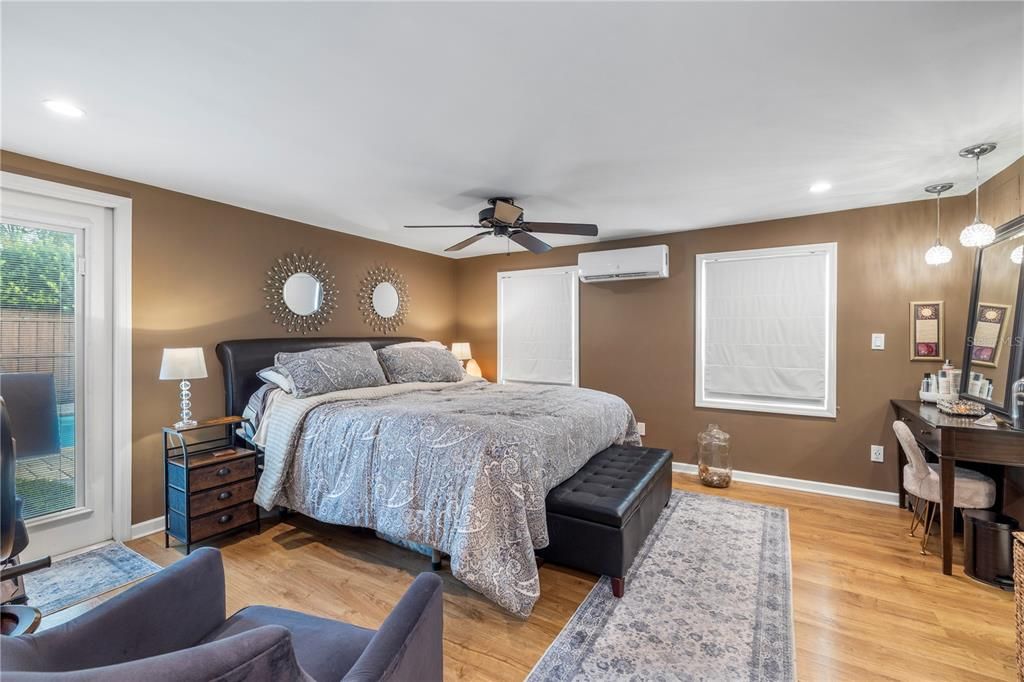 Activo con contrato: $499,000 (3 camas, 2 baños, 1691 Pies cuadrados)