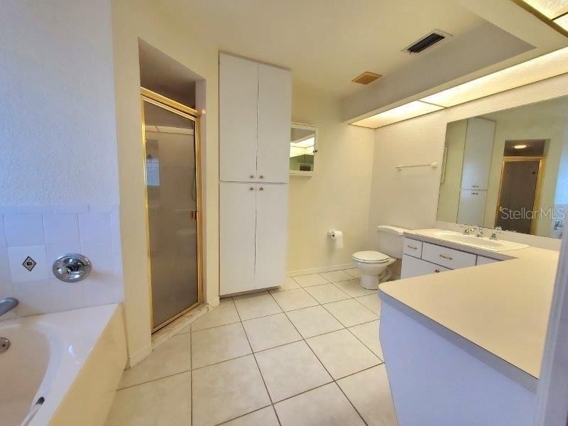 En Renta: $2,100 (3 camas, 2 baños, 2144 Pies cuadrados)