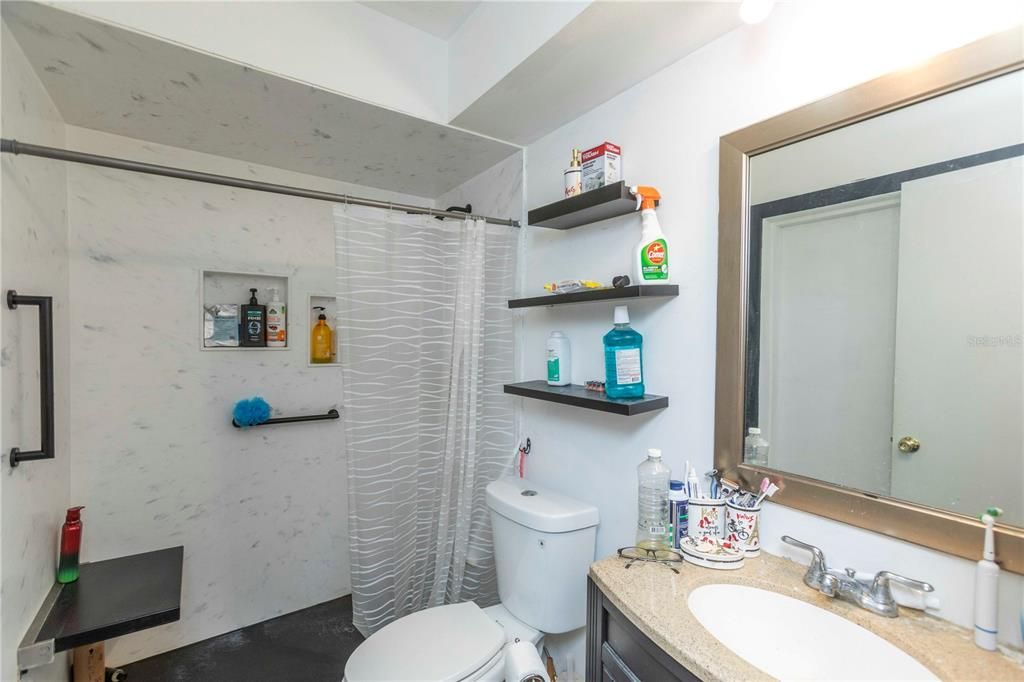 На продажу: $275,000 (3 спален, 2 ванн, 1588 Квадратных фут)