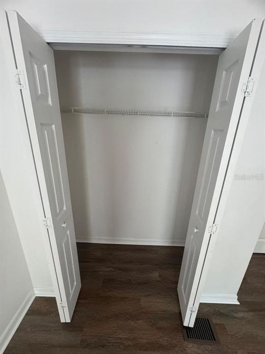 В аренду: $1,950 (4 спален, 2 ванн, 1703 Квадратных фут)