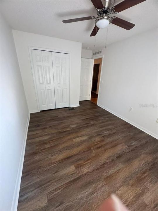 В аренду: $1,950 (4 спален, 2 ванн, 1703 Квадратных фут)