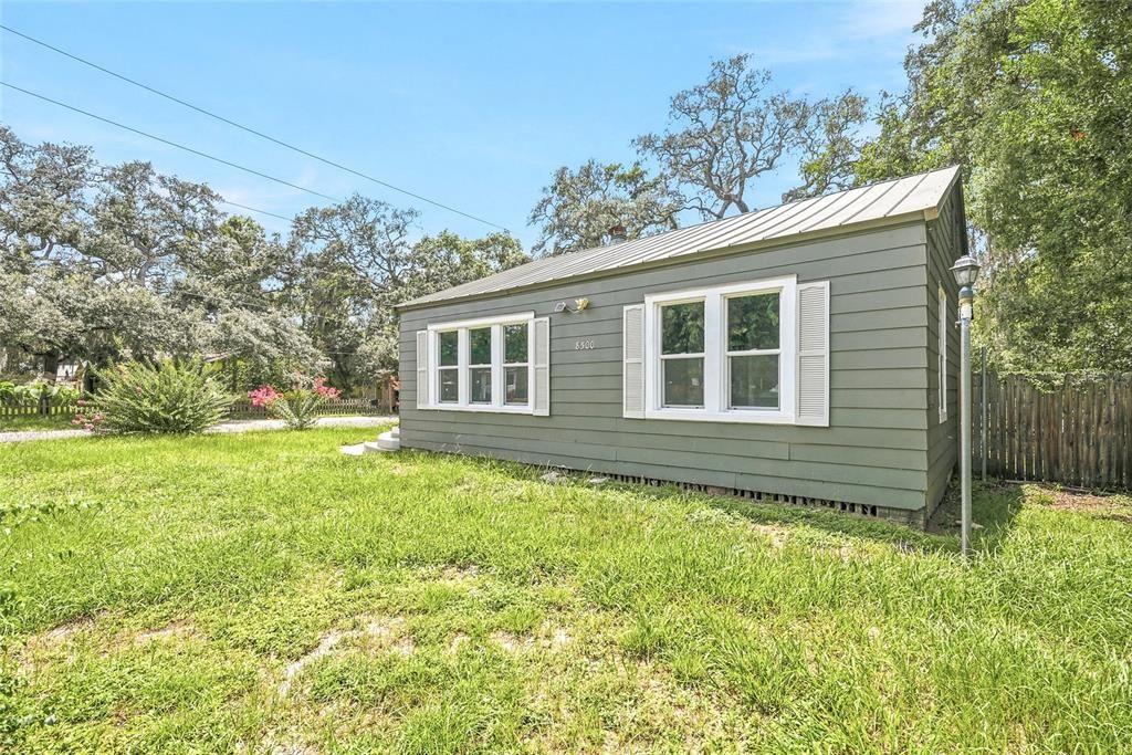 En Venta: $329,900 (3 camas, 2 baños, 1306 Pies cuadrados)