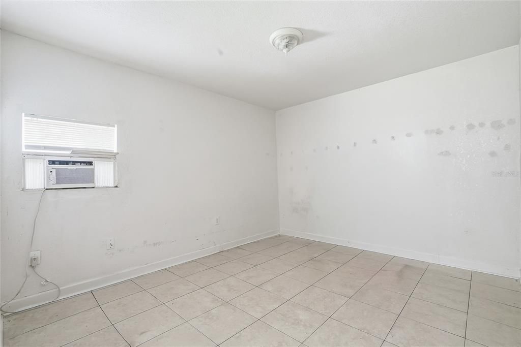 En Venta: $329,900 (3 camas, 2 baños, 1306 Pies cuadrados)