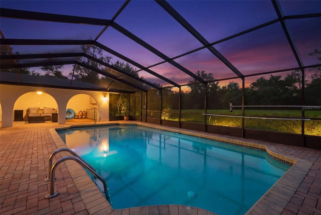 Active With Contract: $559,900 (5 beds, 3 baths, 3631 Square Feet)