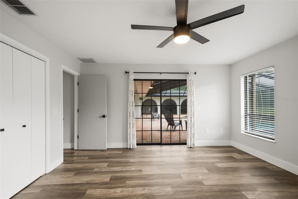 Active With Contract: $559,900 (5 beds, 3 baths, 3631 Square Feet)