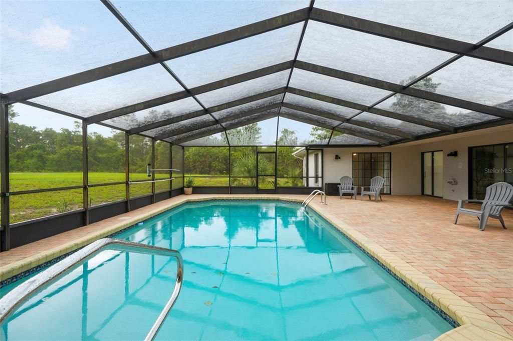 Active With Contract: $559,900 (5 beds, 3 baths, 3631 Square Feet)