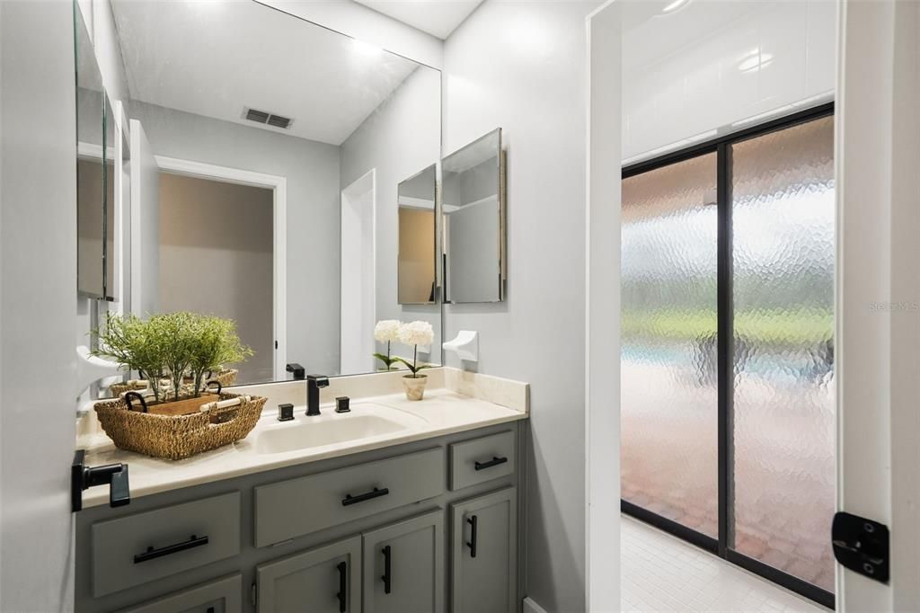 Active With Contract: $559,900 (5 beds, 3 baths, 3631 Square Feet)