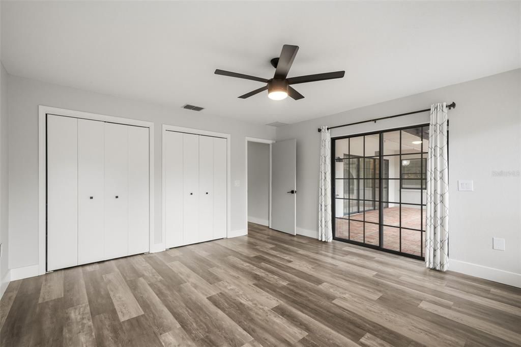 Active With Contract: $559,900 (5 beds, 3 baths, 3631 Square Feet)
