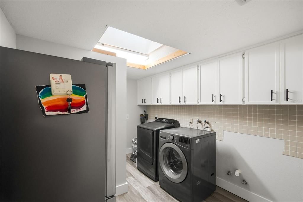 Active With Contract: $559,900 (5 beds, 3 baths, 3631 Square Feet)