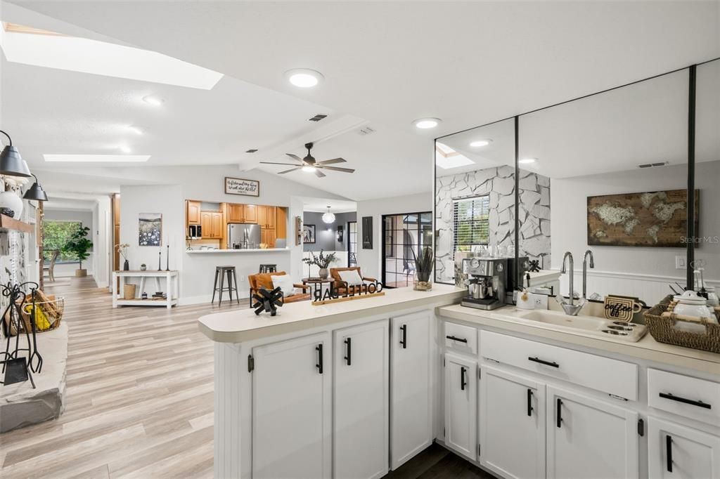 Active With Contract: $559,900 (5 beds, 3 baths, 3631 Square Feet)
