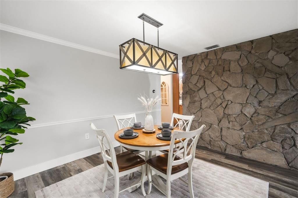 Active With Contract: $559,900 (5 beds, 3 baths, 3631 Square Feet)