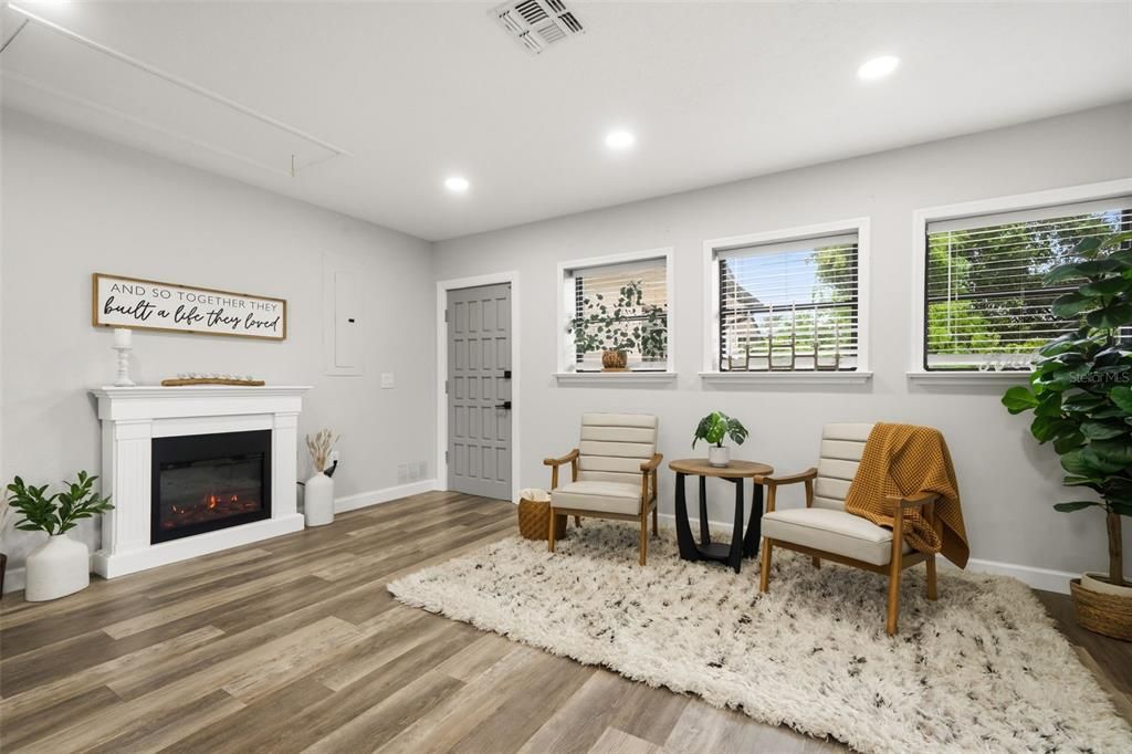 Active With Contract: $559,900 (5 beds, 3 baths, 3631 Square Feet)