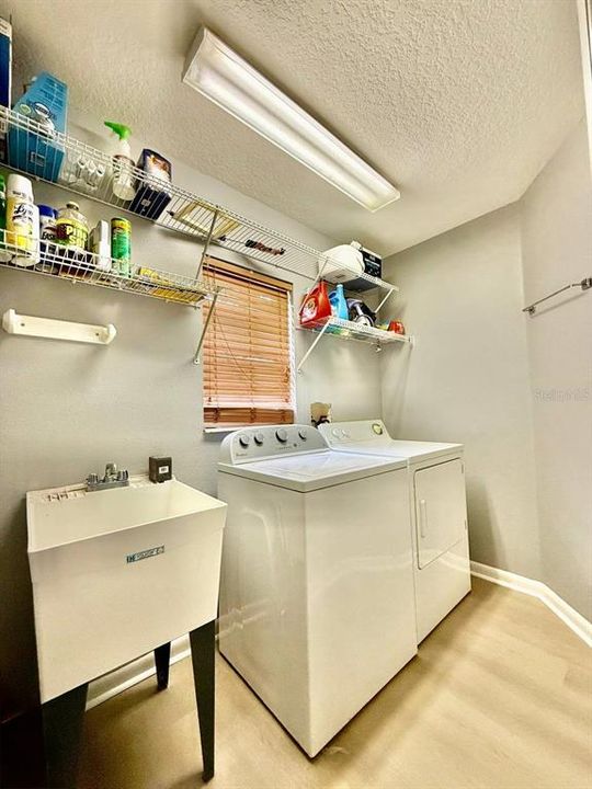 En Renta: $3,000 (3 camas, 2 baños, 2329 Pies cuadrados)
