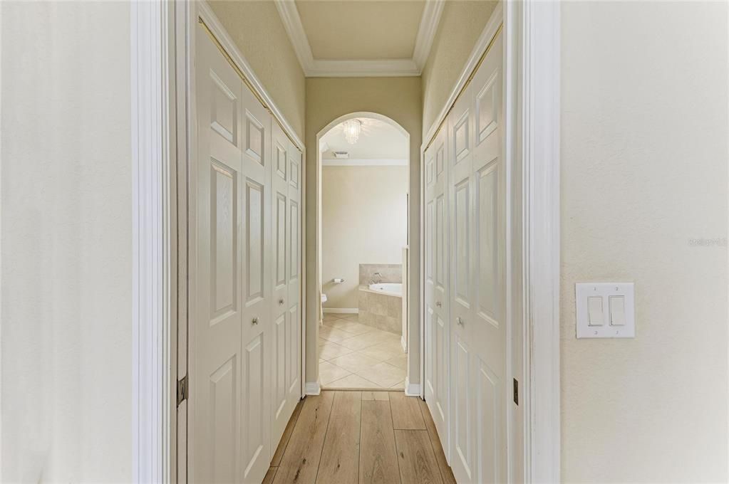 For Sale: $338,000 (2 beds, 2 baths, 1525 Square Feet)