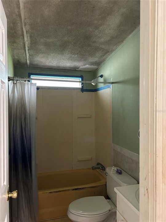 На продажу: $89,900 (3 спален, 2 ванн, 1248 Квадратных фут)