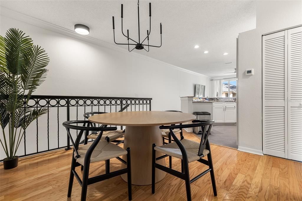 В аренду: $4,195 (2 спален, 2 ванн, 1183 Квадратных фут)