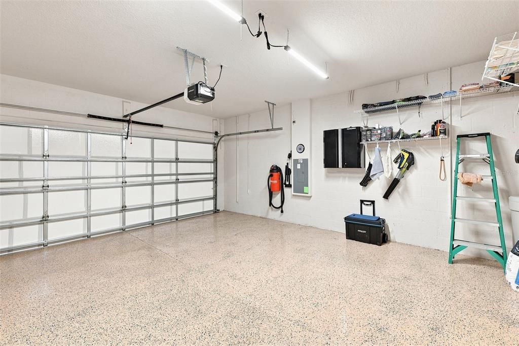 На продажу: $399,000 (2 спален, 2 ванн, 1577 Квадратных фут)