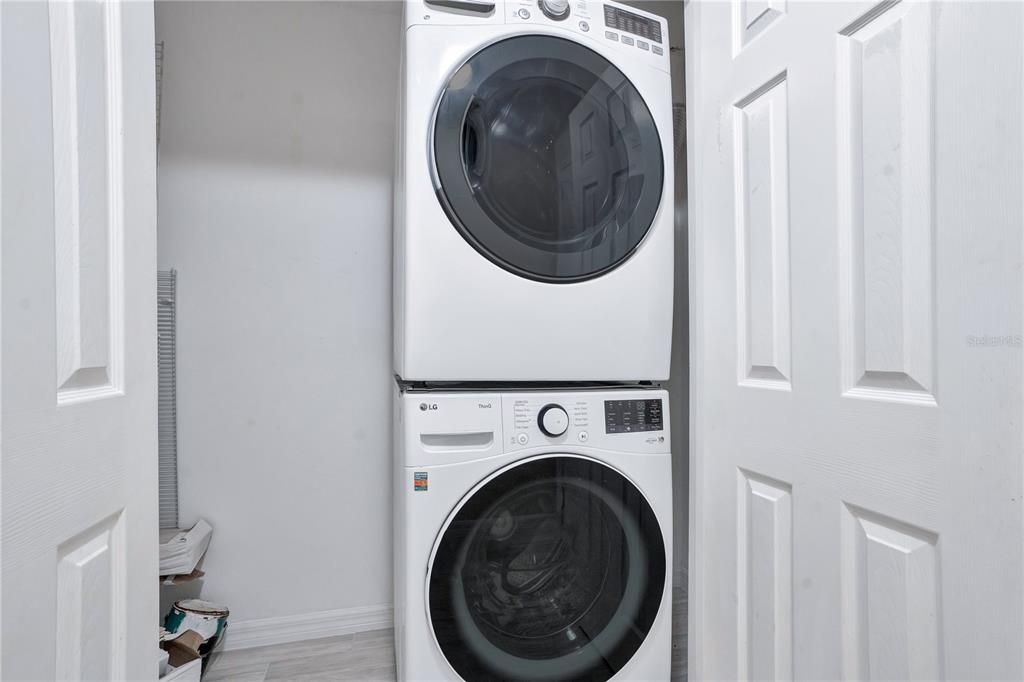 En Venta: $249,900 (3 camas, 2 baños, 1364 Pies cuadrados)