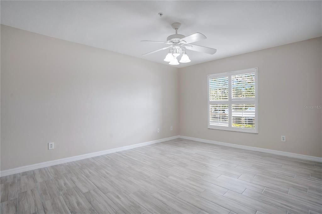 En Venta: $249,900 (3 camas, 2 baños, 1364 Pies cuadrados)