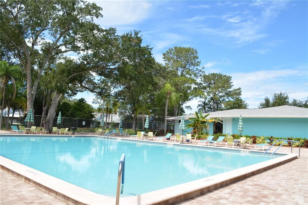 For Sale: $215,000 (2 beds, 2 baths, 1230 Square Feet)