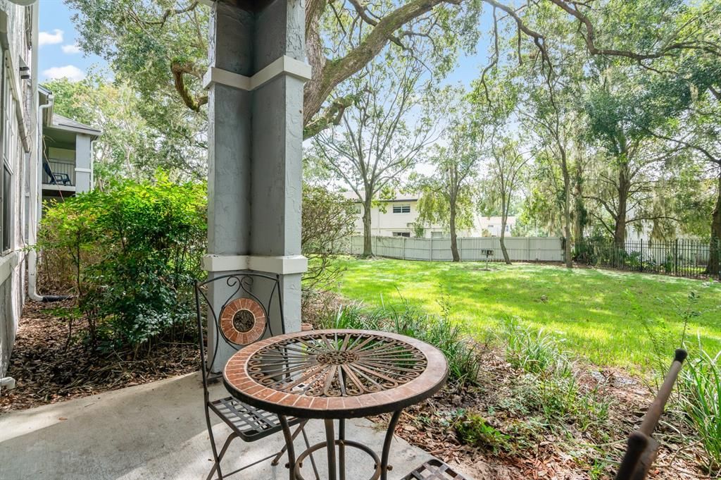 For Sale: $150,000 (2 beds, 2 baths, 950 Square Feet)