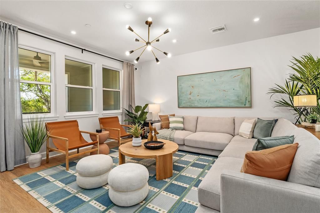 For Sale: $809,900 (3 beds, 3 baths, 2558 Square Feet)
