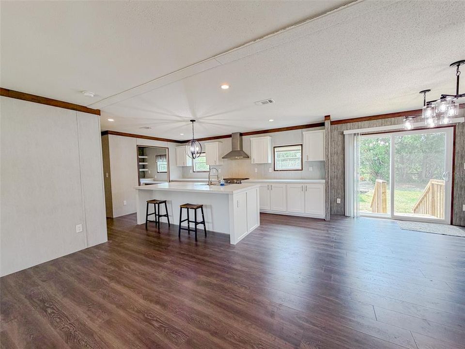 En Venta: $449,900 (3 camas, 2 baños, 1728 Pies cuadrados)