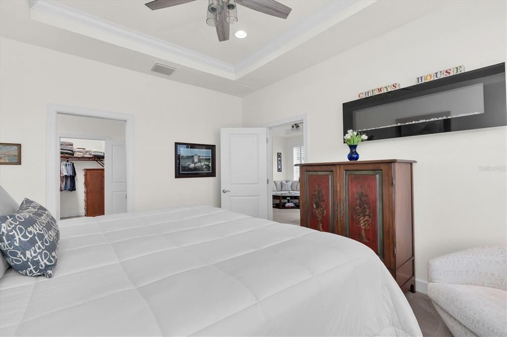 En Venta: $649,900 (3 camas, 2 baños, 1931 Pies cuadrados)