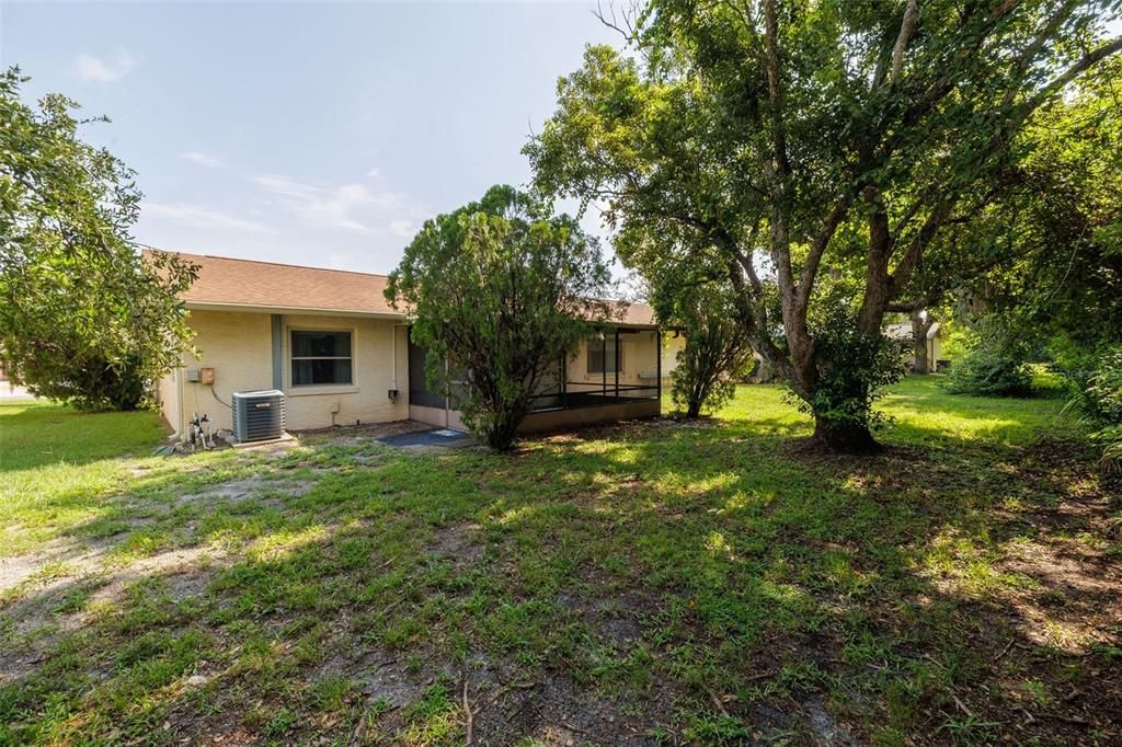 Active With Contract: $280,000 (3 beds, 2 baths, 1602 Square Feet)