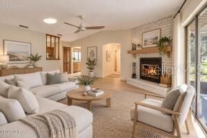 Active With Contract: $280,000 (3 beds, 2 baths, 1602 Square Feet)