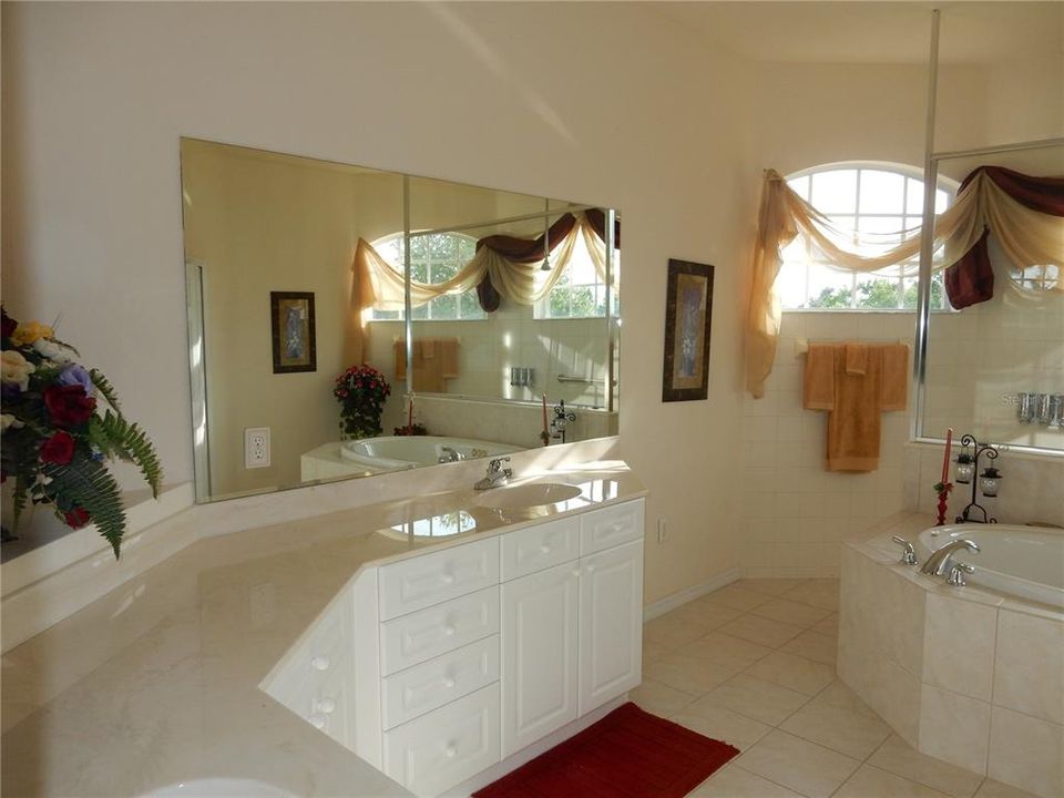 En Venta: $475,000 (3 camas, 2 baños, 2276 Pies cuadrados)