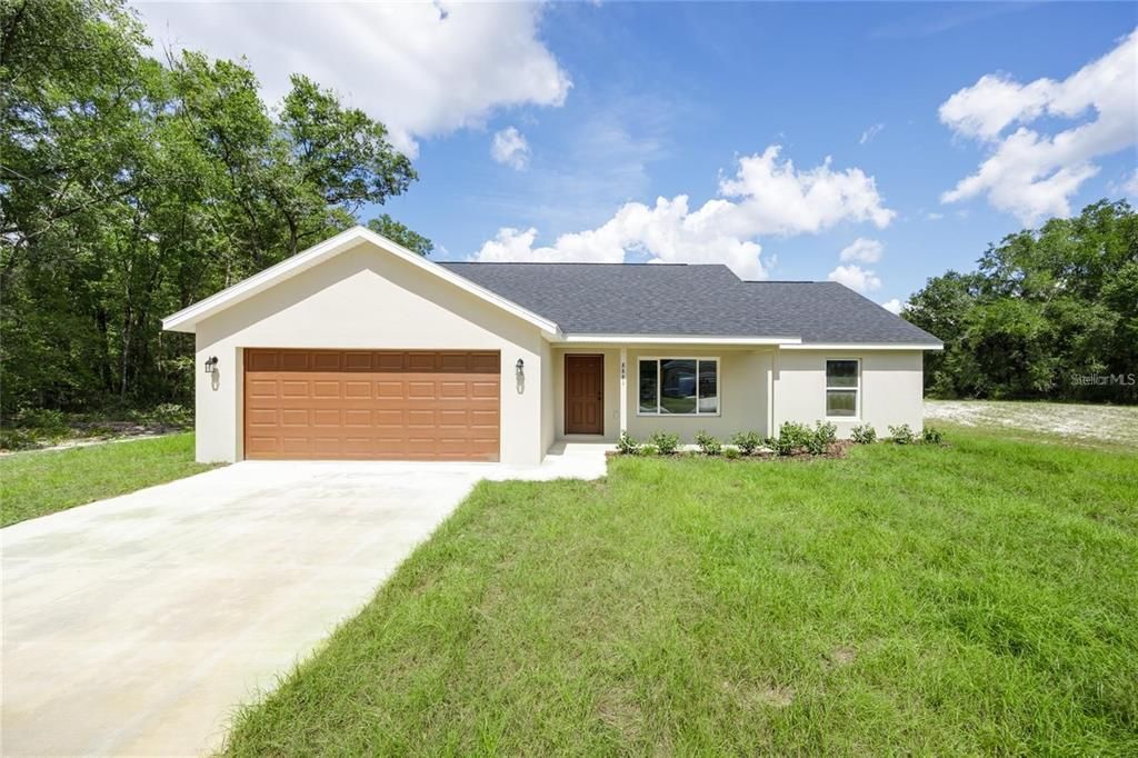 For Sale: $269,900 (3 beds, 2 baths, 1449 Square Feet)