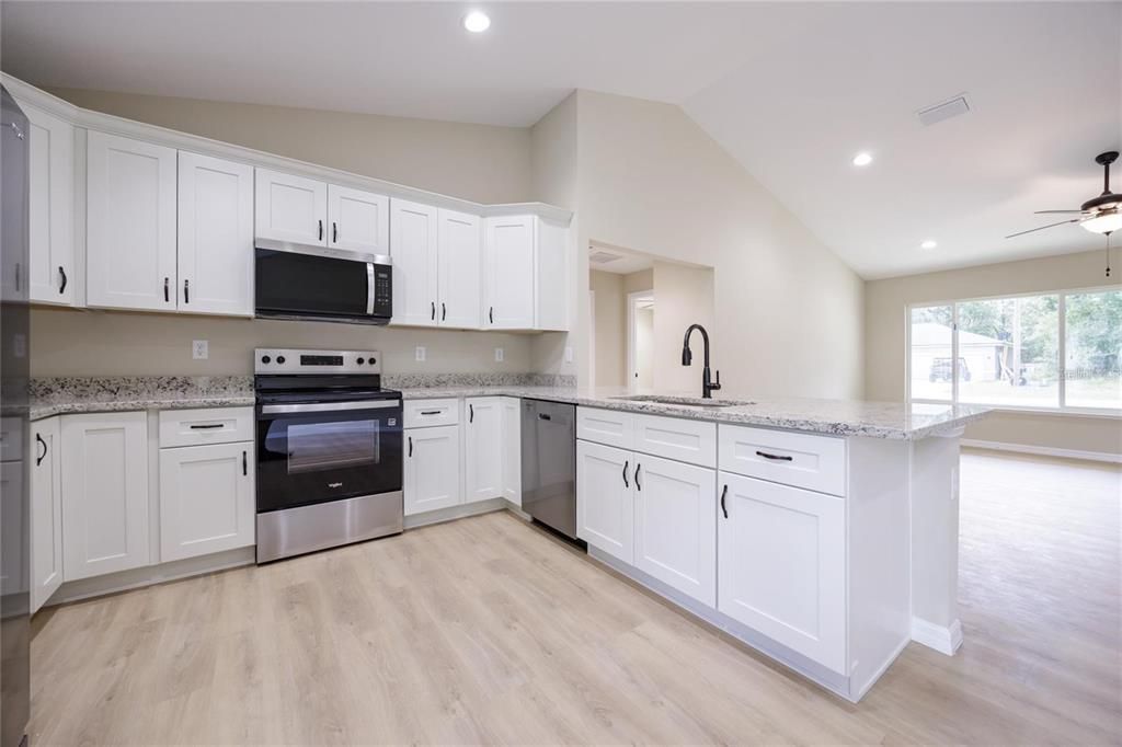 For Sale: $269,900 (3 beds, 2 baths, 1449 Square Feet)