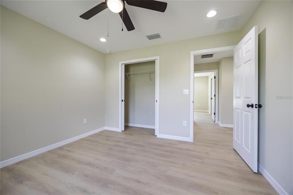 For Sale: $269,900 (3 beds, 2 baths, 1449 Square Feet)
