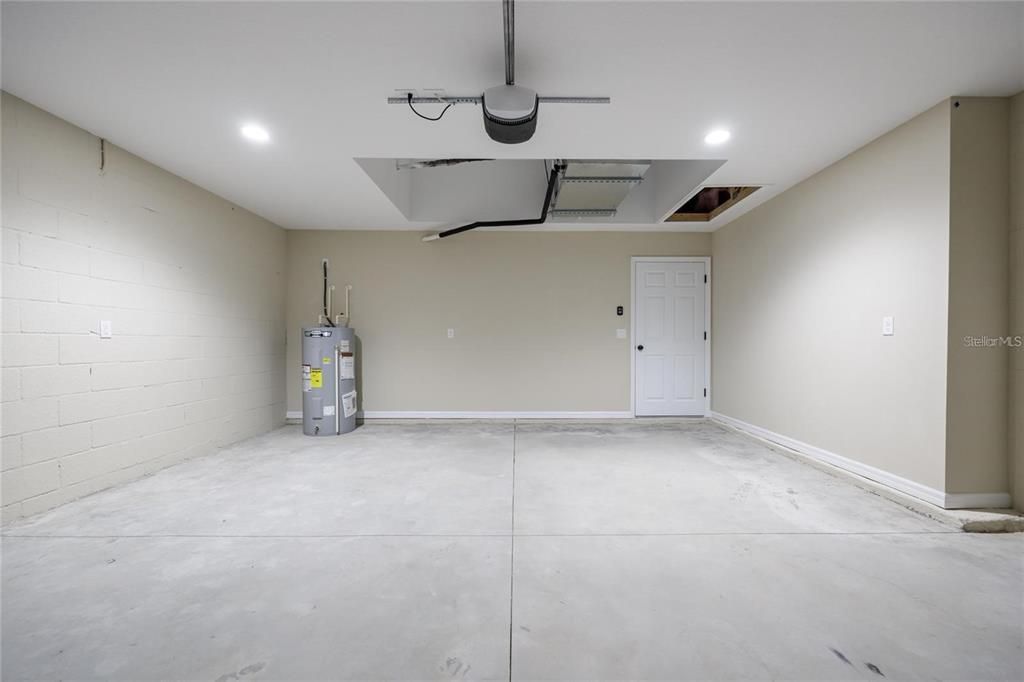 For Sale: $269,900 (3 beds, 2 baths, 1449 Square Feet)
