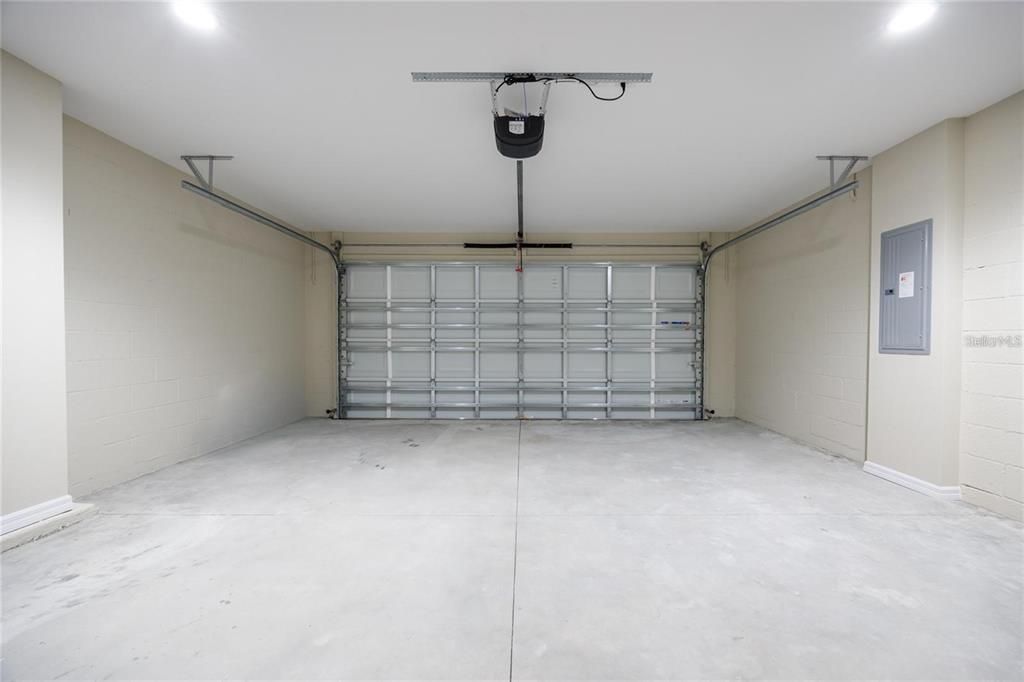 For Sale: $269,900 (3 beds, 2 baths, 1449 Square Feet)