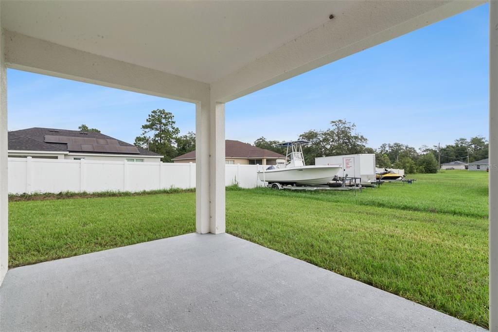 For Sale: $329,900 (4 beds, 3 baths, 1990 Square Feet)