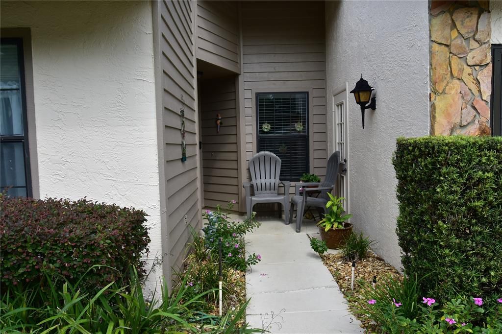 For Sale: $219,000 (2 beds, 2 baths, 1066 Square Feet)
