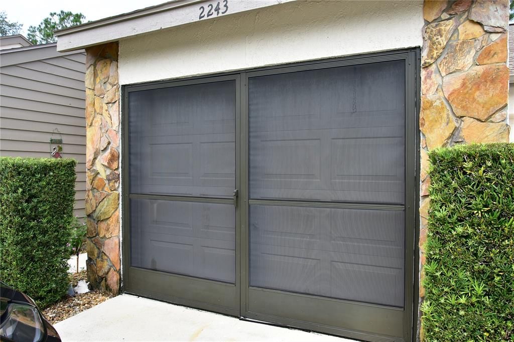 For Sale: $219,000 (2 beds, 2 baths, 1066 Square Feet)