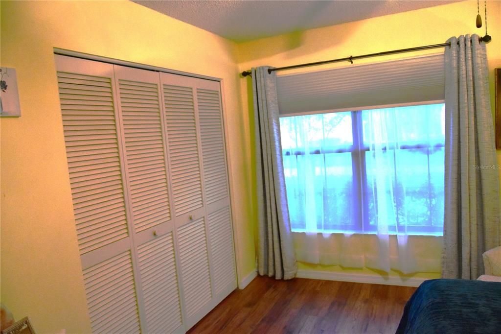 For Sale: $219,000 (2 beds, 2 baths, 1066 Square Feet)