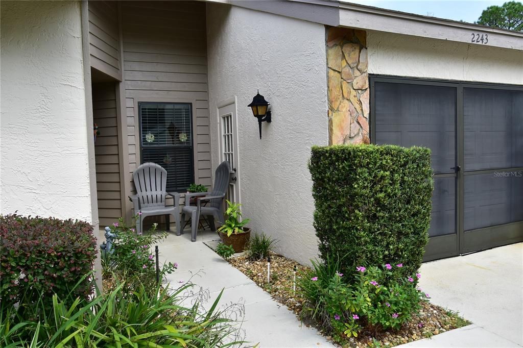 For Sale: $219,000 (2 beds, 2 baths, 1066 Square Feet)