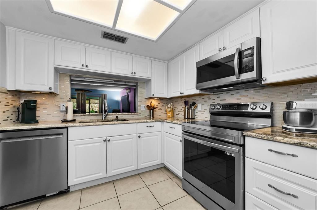 En Venta: $157,000 (1 camas, 1 baños, 825 Pies cuadrados)